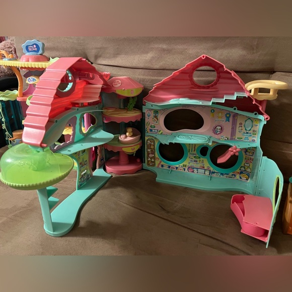 Littlest pet shop houses - Picture 2 of 5